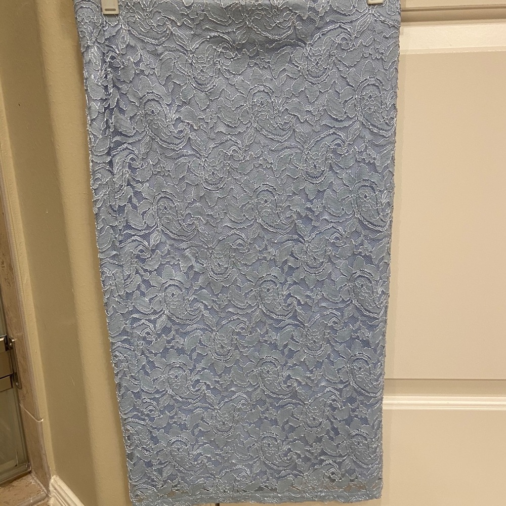 Lace midi skirt
